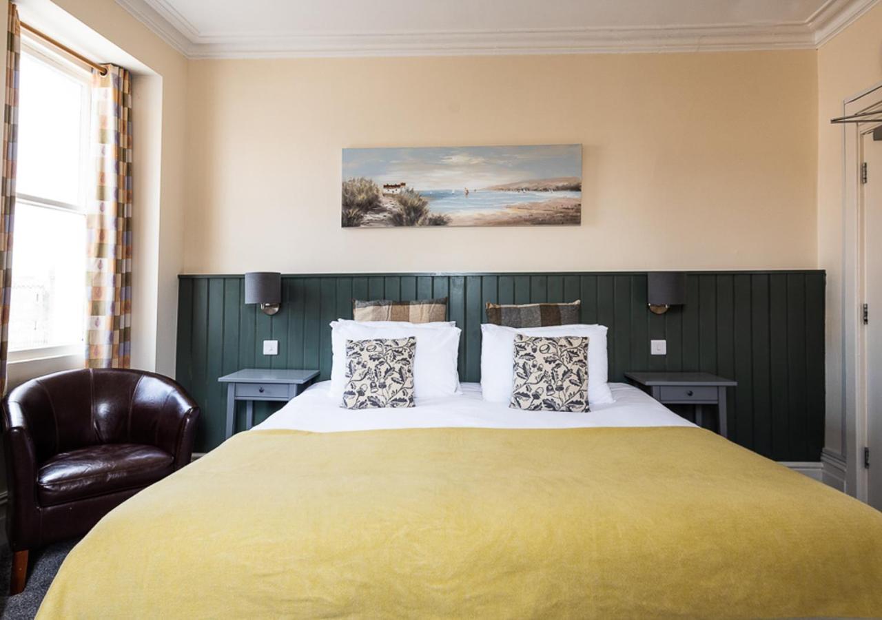 Castle Court Hotel Beaumaris Exterior photo