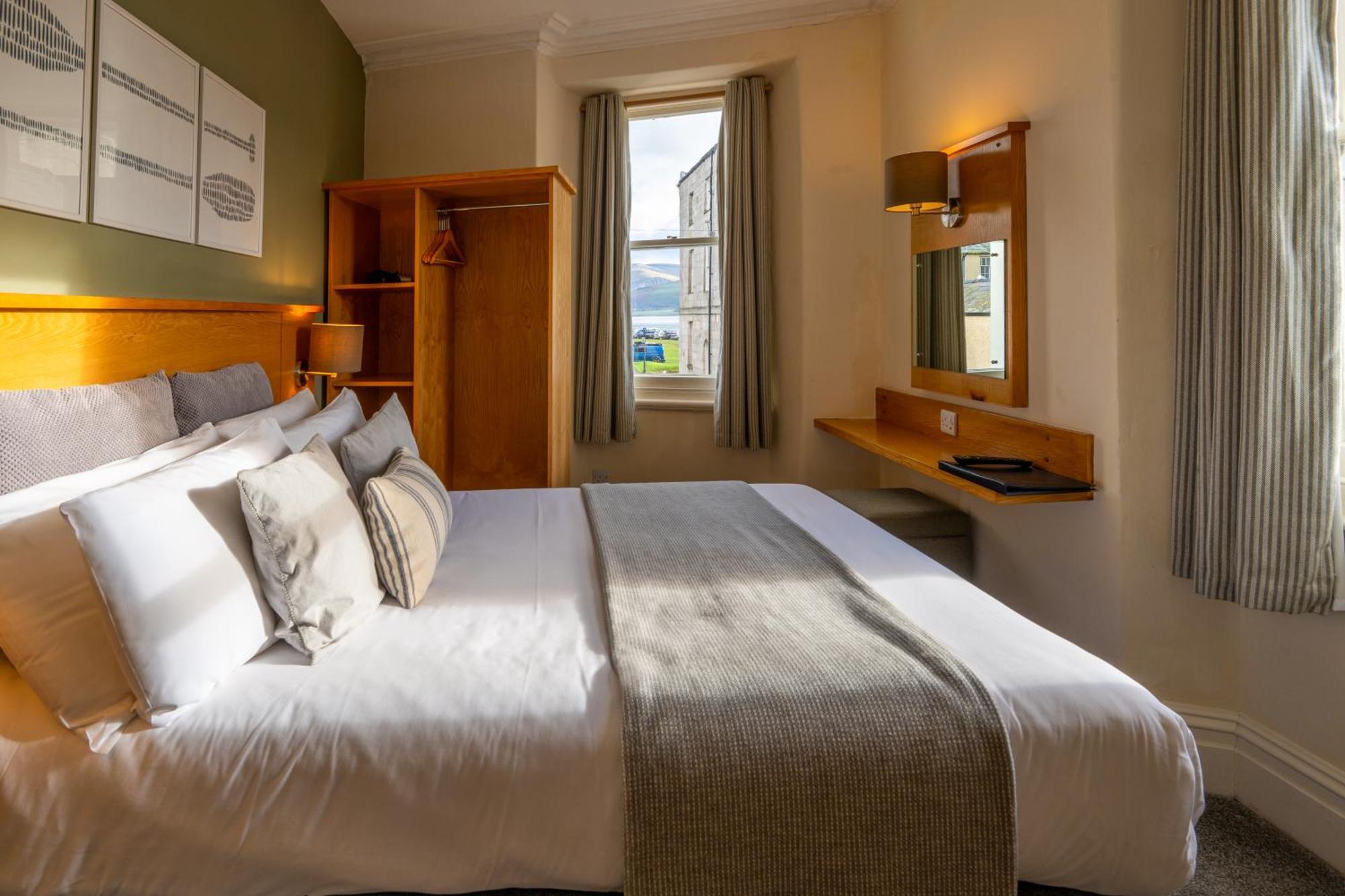 Castle Court Hotel Beaumaris Exterior photo